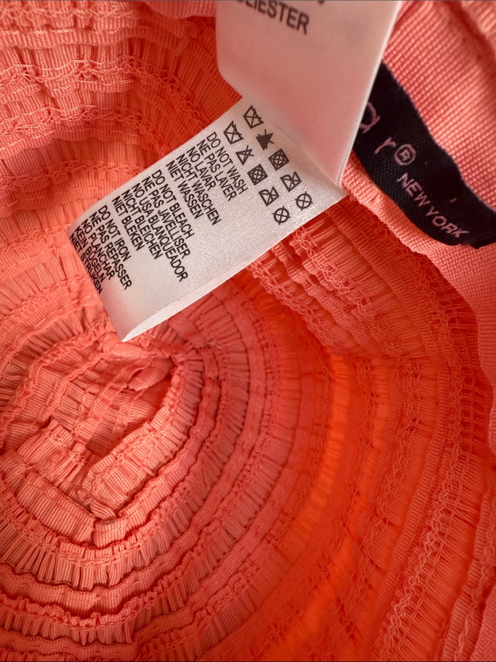 Betmar Coral Rose-pink pink ruched sun hat with metal logo plaque - Picture 9 of 9